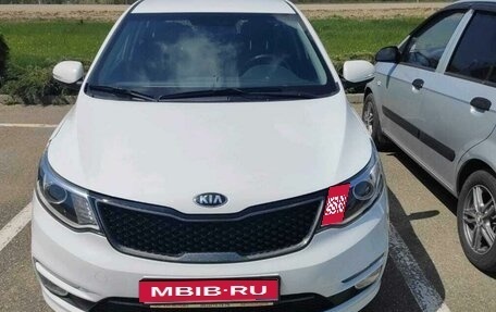 KIA Rio III рестайлинг, 2015 год, 1 350 000 рублей, 1 фотография