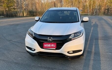 Honda Vezel, 2016 год, 1 760 000 рублей, 3 фотография