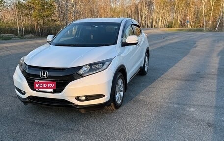 Honda Vezel, 2016 год, 1 760 000 рублей, 4 фотография