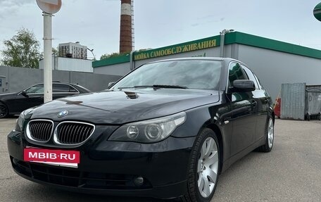 BMW 5 серия, 2006 год, 900 000 рублей, 3 фотография