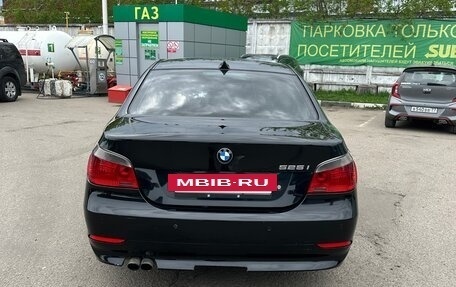 BMW 5 серия, 2006 год, 900 000 рублей, 4 фотография