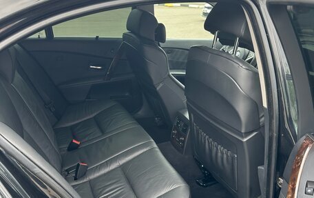 BMW 5 серия, 2006 год, 900 000 рублей, 13 фотография