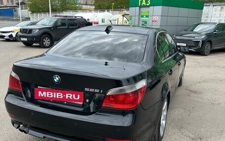 BMW 5 серия, 2006 год, 900 000 рублей, 7 фотография