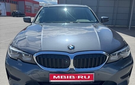 BMW 3 серия, 2019 год, 3 700 000 рублей, 9 фотография