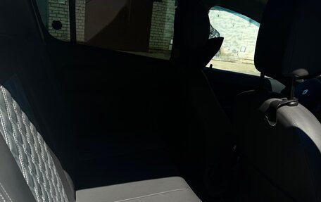 Renault Sandero II рестайлинг, 2016 год, 900 000 рублей, 9 фотография