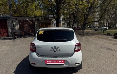 Renault Sandero II рестайлинг, 2016 год, 900 000 рублей, 4 фотография