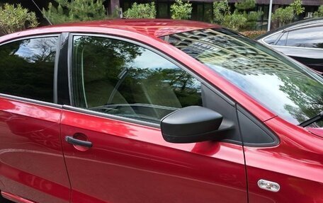 Volkswagen Polo VI (EU Market), 2012 год, 700 000 рублей, 2 фотография