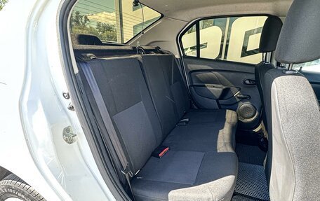 Renault Logan II, 2017 год, 540 000 рублей, 7 фотография