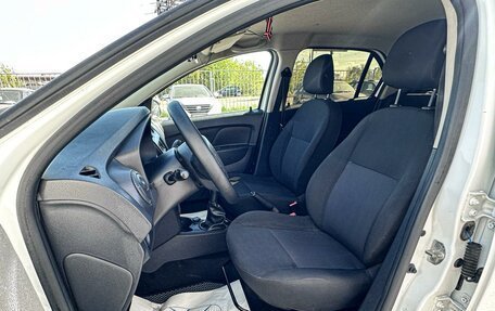 Renault Logan II, 2017 год, 540 000 рублей, 13 фотография