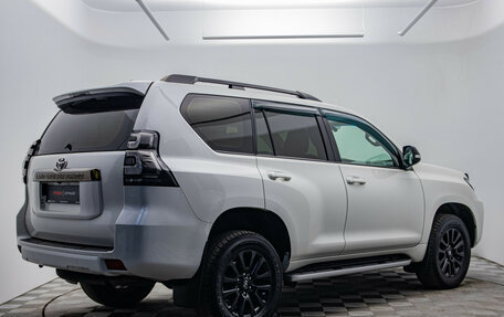 Toyota Land Cruiser Prado 150 рестайлинг 2, 2021 год, 6 280 000 рублей, 5 фотография