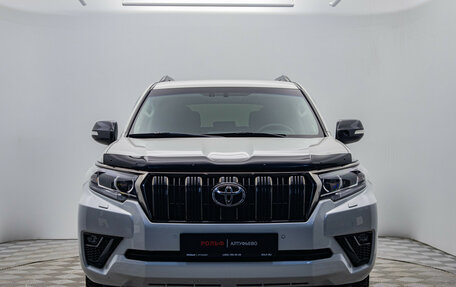 Toyota Land Cruiser Prado 150 рестайлинг 2, 2021 год, 6 280 000 рублей, 8 фотография