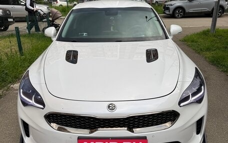 KIA Stinger I, 2018 год, 2 200 000 рублей, 3 фотография
