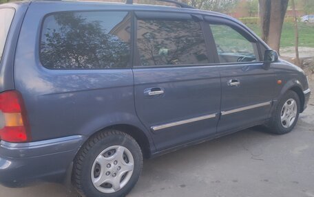 Hyundai Trajet I рестайлинг, 2003 год, 700 000 рублей, 3 фотография