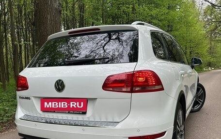 Volkswagen Touareg III, 2013 год, 2 590 000 рублей, 3 фотография