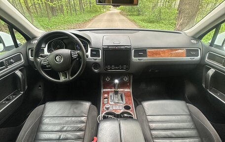 Volkswagen Touareg III, 2013 год, 2 590 000 рублей, 15 фотография