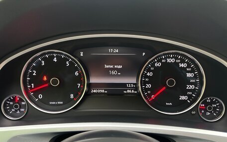 Volkswagen Touareg III, 2013 год, 2 590 000 рублей, 17 фотография