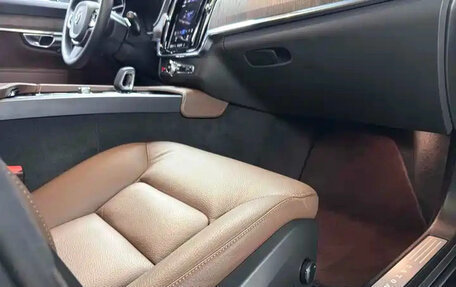 Volvo V90 Cross Country I рестайлинг, 2024 год, 5 262 000 рублей, 13 фотография