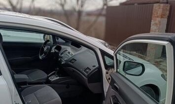 Honda Civic VIII, 2008 год, 600 000 рублей, 3 фотография