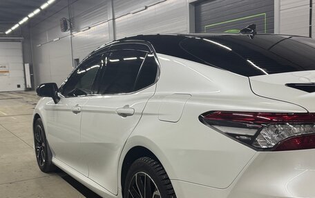 Toyota Camry, 2021 год, 3 800 000 рублей, 4 фотография