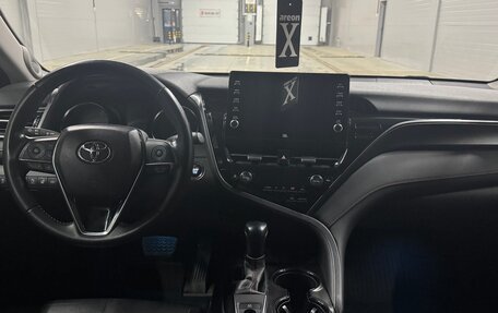 Toyota Camry, 2021 год, 3 800 000 рублей, 8 фотография
