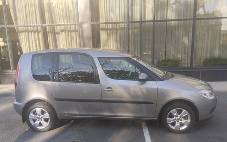 Skoda Roomster, 2008 год, 810 000 рублей, 2 фотография