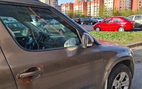 Skoda Yeti I рестайлинг, 2011 год, 450 000 рублей, 2 фотография