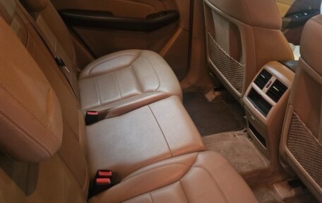 Mercedes-Benz M-Класс, 2011 год, 1 000 000 рублей, 9 фотография