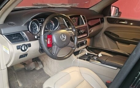 Mercedes-Benz M-Класс, 2011 год, 1 000 000 рублей, 6 фотография