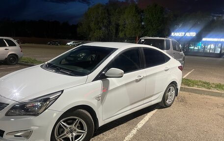 Hyundai Solaris II рестайлинг, 2016 год, 1 120 000 рублей, 2 фотография