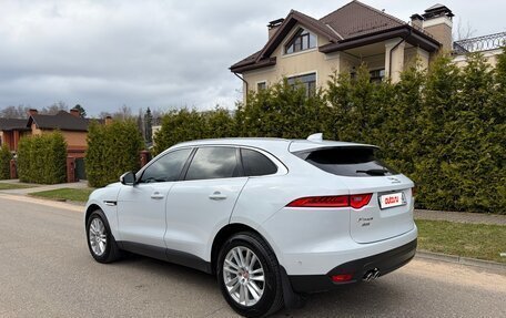 Jaguar F-Pace, 2016 год, 2 600 000 рублей, 2 фотография