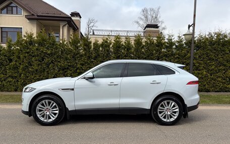 Jaguar F-Pace, 2016 год, 2 600 000 рублей, 25 фотография