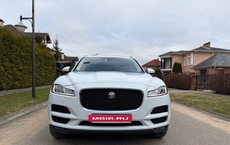 Jaguar F-Pace, 2016 год, 2 600 000 рублей, 19 фотография
