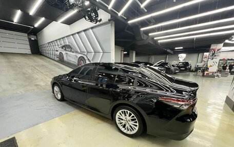 Toyota Camry, 2019 год, 3 050 000 рублей, 13 фотография