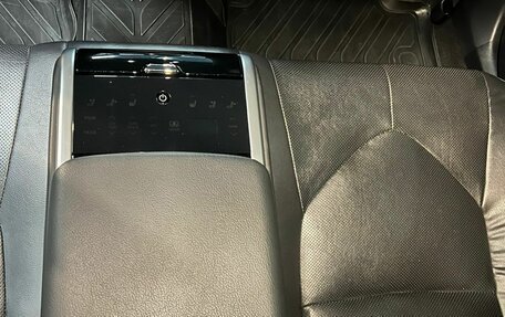 Toyota Camry, 2019 год, 3 050 000 рублей, 18 фотография