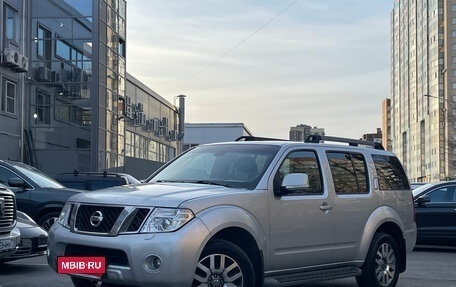 Nissan Pathfinder, 2012 год, 1 799 000 рублей, 2 фотография