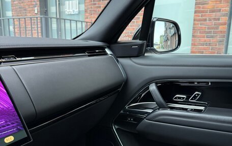 Land Rover Range Rover IV рестайлинг, 2022 год, 13 900 000 рублей, 31 фотография