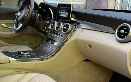 Mercedes-Benz C-Класс, 2015 год, 1 900 000 рублей, 16 фотография