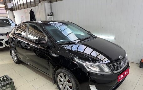 KIA Rio III рестайлинг, 2013 год, 700 000 рублей, 4 фотография