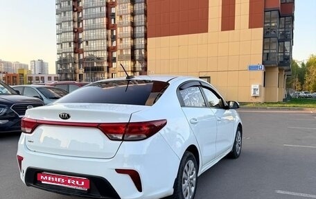 KIA Rio IV, 2017 год, 850 000 рублей, 2 фотография