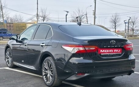 Toyota Camry, 2020 год, 2 390 000 рублей, 2 фотография