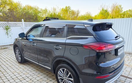 Geely Atlas, 2021 год, 2 150 000 рублей, 3 фотография