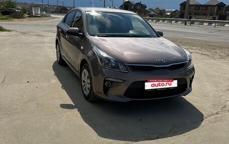 KIA Rio IV, 2018 год, 1 250 000 рублей, 4 фотография