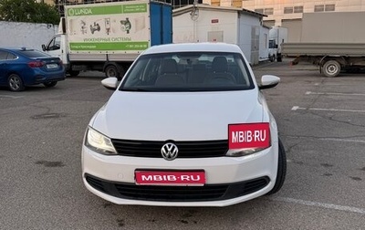 Volkswagen Jetta VI, 2012 год, 1 050 000 рублей, 1 фотография
