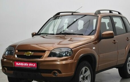 Chevrolet Niva I рестайлинг, 2019 год, 900 000 рублей, 1 фотография