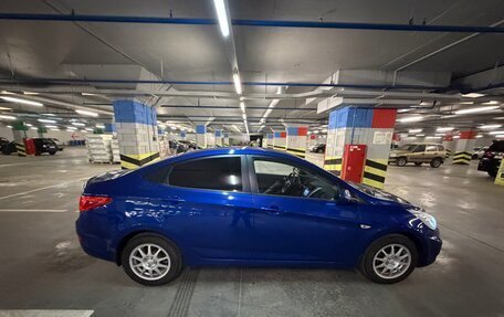 Hyundai Solaris II рестайлинг, 2013 год, 890 000 рублей, 7 фотография