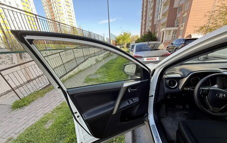 Toyota RAV4, 2013 год, 1 830 000 рублей, 8 фотография