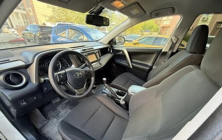 Toyota RAV4, 2013 год, 1 830 000 рублей, 9 фотография