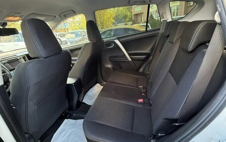 Toyota RAV4, 2013 год, 1 830 000 рублей, 7 фотография