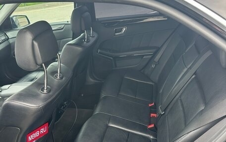 Mercedes-Benz E-Класс, 2011 год, 1 900 000 рублей, 9 фотография