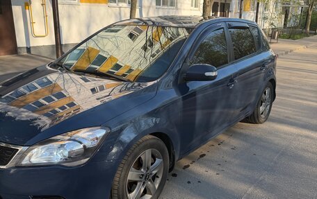KIA cee'd I рестайлинг, 2011 год, 980 000 рублей, 2 фотография